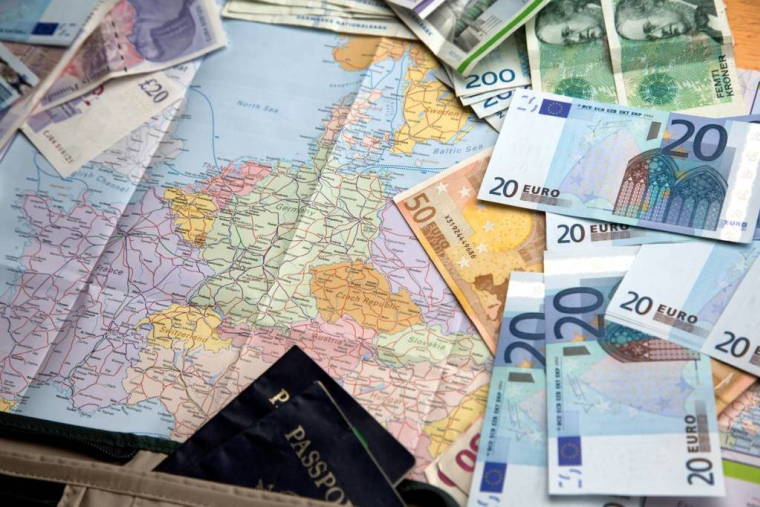 Crédit immobilier souscrit à l'étranger : quelles sont les règles ? / iStock.com - grandriver
