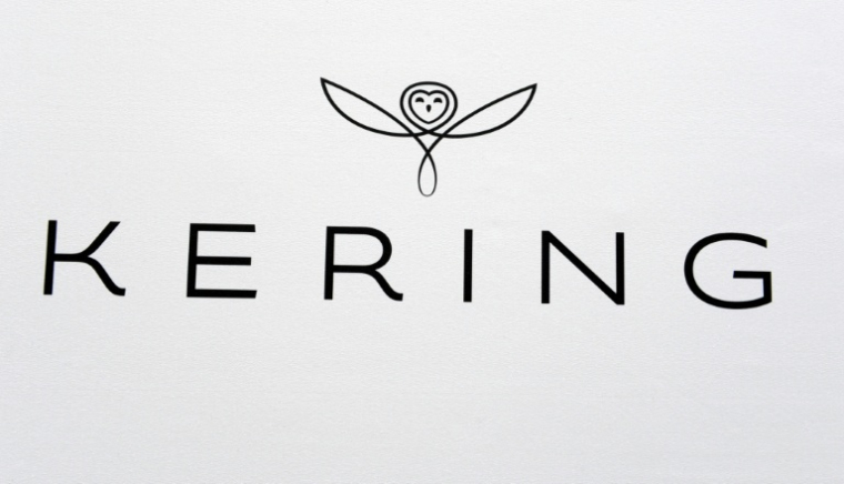 Le géant français du luxe Kering, lancé dans une restructuration depuis l'arrivée en septembre de son nouveau directeur général Luca de Meo, présente mardi ses résultats annuels ( AFP / Eric PIERMONT )