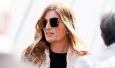 La vice-présidente de West Ham claque la porte