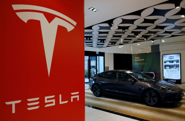 TESLA A ENREGISTRÉ DES LIVRAISONS RECORD AU QUATRIÈME TRIMESTRE