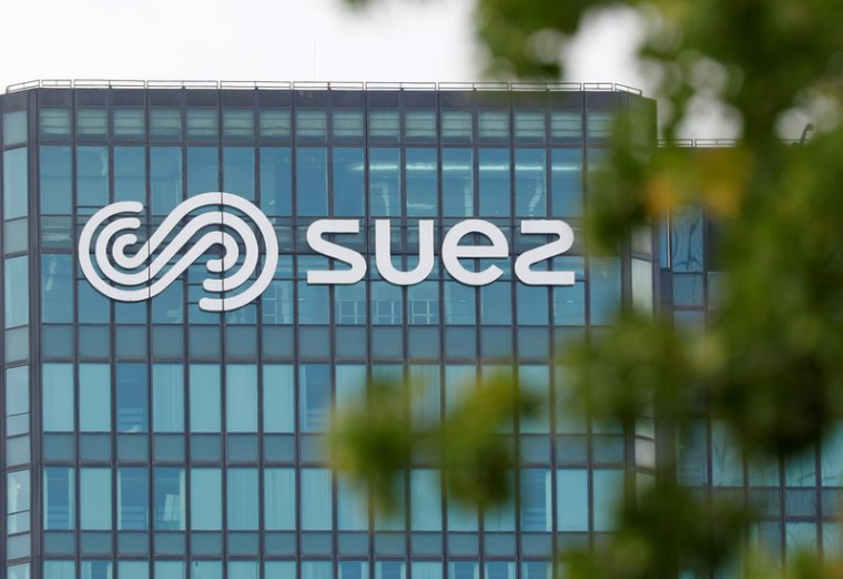 SUEZ DÉNONCE UNE DÉCISION "INACCEPTABLE" DE L'AMF ET "FAVORABLE" À VEOLIA