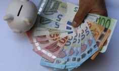 L'épargne des Français, en baisse mais toujours énorme-iStock-FJZEA