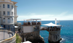 ( AFP / VALERY HACHE )