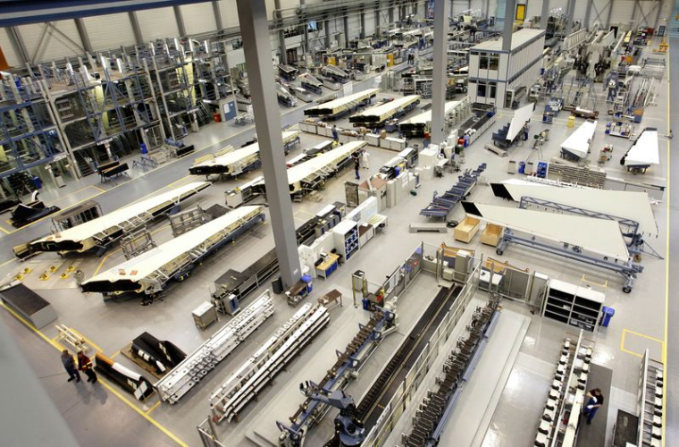 ALLEMAGNE: LES COMMANDES À L'INDUSTRIE AUGMENTENT PLUS QUE PRÉVU EN JANVIER