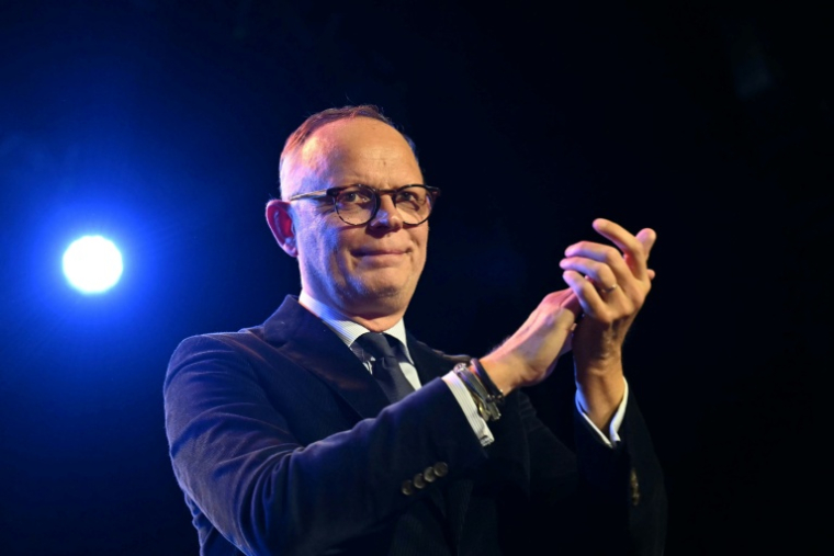 Le maire du Havre et candidat du parti Horizons, Édouard Philippe, lors d'un meeting à quatre jours du premier tour des élections municipales au Havre, le 11 mars 2026 ( AFP / LOU BENOIST )