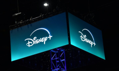 Disney a publié jeudi un chiffre d'affaires trimestriel inférieur aux prévisions des analystes, marqué par des performances en demi-teinte des films du groupe et la confirmation de l'essoufflement de la télévision traditionnelle ( AFP / Chris DELMAS )