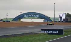 Le Mans: tours de circuit au GP Explorer avec des stars d'internet