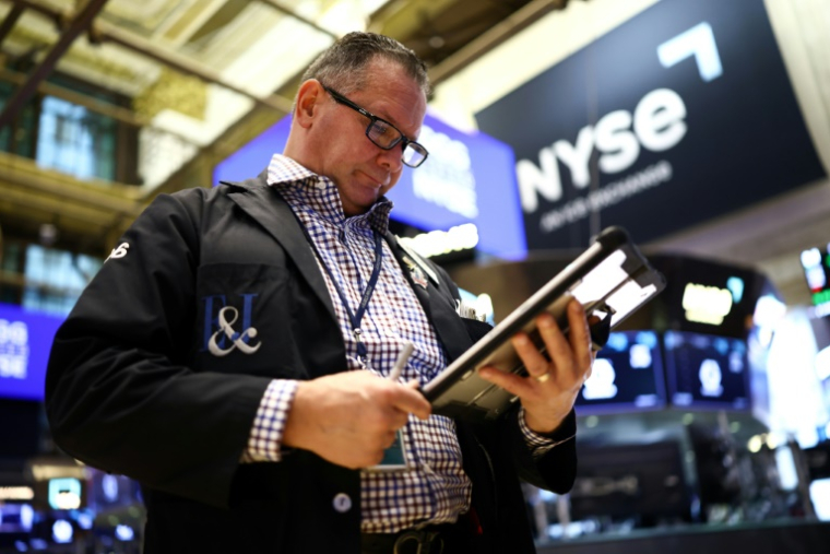 Un opérateur à la Bourse de New York le 28 septembre 2026 ( AFP / CHARLY TRIBALLEAU )