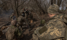 Des militaires ukrainiens. ( AFP / ROMAN PILIPEY )