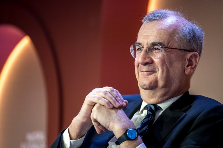 François Villeroy de Galhau à Davos, en Suisse, le 22 janvier 2025. ( AFP / FABRICE COFFRINI )