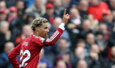 Hugo Ekitike : « Le prix de mon transfert ? Je m’en fous »