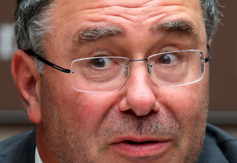 TOTAL ENVISAGE DE RENOUVELER LE MANDAT DE POUYANNÉ JUSQU'EN 2024