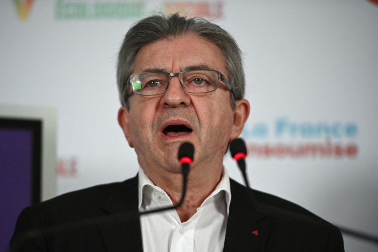 Jean-Luc Mélenchon à Paris, le 27 mars 2023. ( AFP / CHRISTOPHE ARCHAMBAULT )