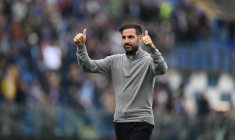 Fàbregas élu entraîneur de l’année en Italie