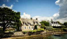 Résidences secondaires, attention à la hausse possible des impôts locaux-iStock-Massimo Santi