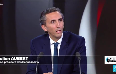 Julien Aubert (LR) : "La démission d'Emmanuel Macron serait dangereuse"