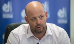 Christopher Gyges, membre du gouvernement local en charge de l'économie et de la fiscalité en Nouvelle-Calédonie. ( AFP / DELPHINE MAYEUR )