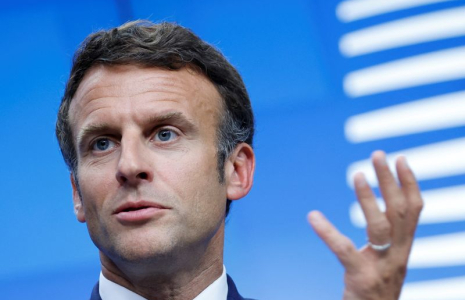 FRANCE: MACRON "TRÈS CONFIANT" QUANT À DES COMPROMIS LÉGISLATIFS