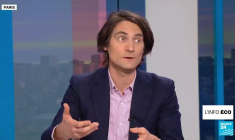 À Bercy, une vente aux enchères de biens acquis par des criminels