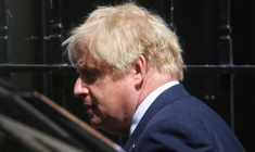 LA POLICE BRITANNIQUE MET FIN À L'ENQUÊTE SUR LES FÊTES À DOWNING STREET, 126 AMENDES