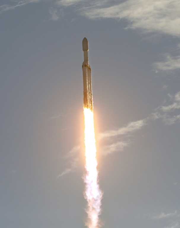 Décollage de la fusée Falcon Heavy de SpaceX, embarquant le télescope Roman, le 30 août 2026 depuis le centre spatial Kennedy à Cap Canaveral, en Floride  ( AFP / Gregg Newton )
