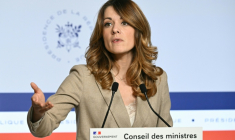 La porte-parole du gouvernement, Maud Bregeon, lors d'une conférence de presse à l'issue du Conseil des ministres à l'Elysée, le 11 février 2026 à Paris ( AFP / Bertrand GUAY )
