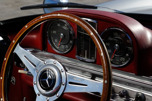 Le prestige des voitures anciennes fait rage (Crédits photo : Shutterstock)