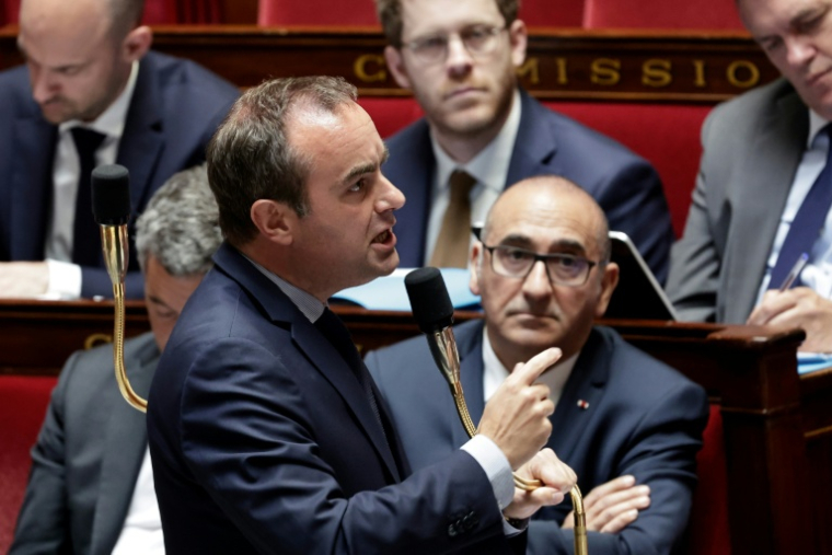 Le Premier ministre Sébastien Lecornu à l'Assemblée nationale, le 2 juin 2026 à Paris ( AFP / STEPHANE DE SAKUTIN )