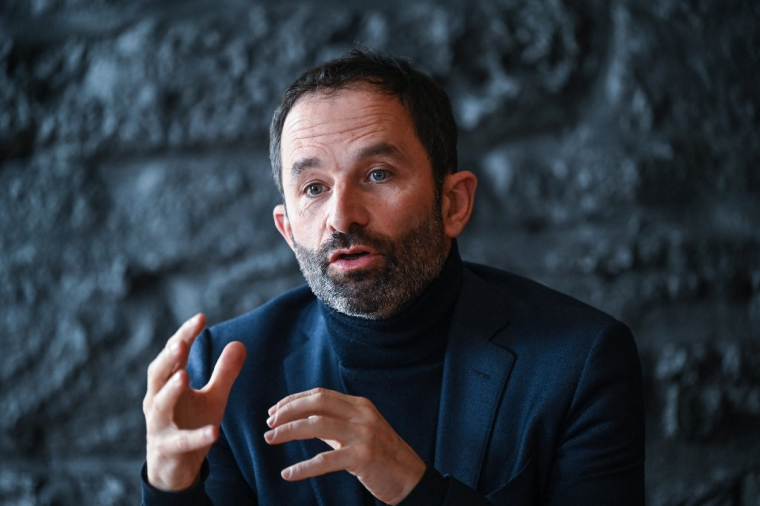 Benoït Hamon à Lyon, le 16 mars 2021. ( AFP / PHILIPPE DESMAZES )