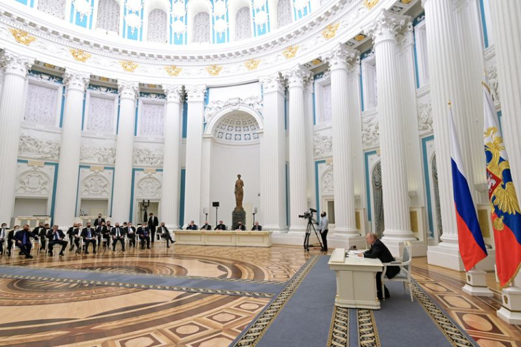 LA RUSSIE PRÊTE À ENVOYER UNE DÉLÉGATION À MINSK POUR DISCUTER AVEC L'UKRAINE