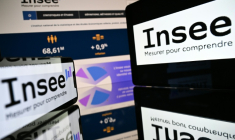 Les Français les plus riches sont plus souvent cadres ou indépendants, vivent en couple sans enfant et cumulent revenus importants, biens immobiliers, assurance vie, placements et patrimoine professionnel, selon une étude de l'Insee ( AFP / Lionel BONAVENTURE )