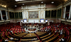 L'hémicycle de l'Assemblée nationale quasiment vide pour le débat sur la loi Duplomb, le 11 février 2026 ( AFP / STEPHANE DE SAKUTIN )