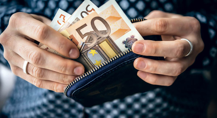 Le choc d'inflation dure plus longtemps que prévu avec la poursuite de la guerre - militaire et épidémique. (© Fotolia)