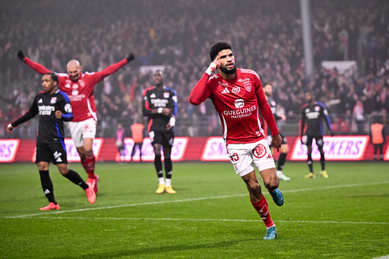 Brest étouffe l'OL