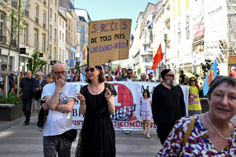 Manifestation du 1er-Mai à Nancy, le 1er mai 2025 ( AFP / Jean-Christophe VERHAEGEN )