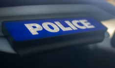 Le conducteur d'une voiture aurait percuté "délibérément" un groupe de personnes dans la nuit de vendredi à samedi dans le centre d'Evreux à la suite d'une altercation dans un bar, faisant un mort et cinq blessés ( AFP / FRED TANNEAU )