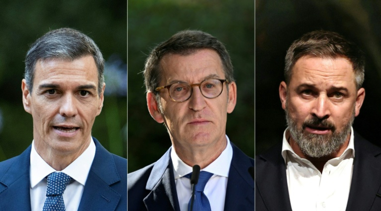 Combinaison d'images réalisée le 6 octobre 2026 avec, de gauche à droite, Pedro Sánchez à Palma de Majorque le 29 juillet 2025, Alberto Núñez Feijóo à Madrid le 28 juillet 2022 et Santiago Abascal à Madrid le 10 juillet 2023 ( AFP / JAIME REINA )