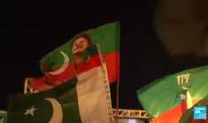 Pakistan : des milliers de manifestants réunis en soutien à l'ex-Premier ministre Imran Khan