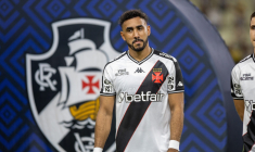 Visé par une plainte, Payet admet les « actes sexuels bizarres » mais nie toute violence