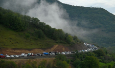 Fuyant le Haut-Karabakh par la route de montagne