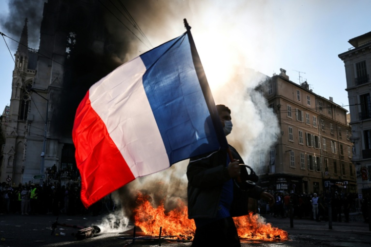 Manifestation contre la vie chère à Marseille, le 17 octobre 2026 ( AFP / Thibaud MORITZ )
