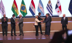 Les responsables de l'UE et du Mercosur célèbrent un accord commercial