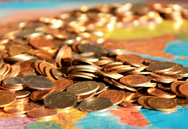 Le gouvernement planche sur une simplification de la fiscalité applicable aux français travaillant à l'étranger.(Crédits:Pixabay klimkin)