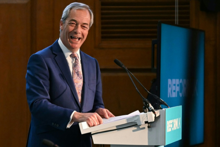 Le chef du parti britannique anti-immigration Reform UK, Nigel Farage, le 18 novembre 2025 à Londres ( AFP / JUSTIN TALLIS )