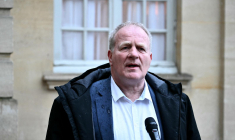 François Hommeril, Président du syndicat de l'encadrement CFE-CGC, à Matignon le 9 janvier 2025.  ( AFP / MARTIN LELIEVRE )
