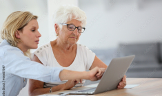 Déclarer ses revenus n'est pas une mince affaire, même depuis la mise en place de la déclaration pré-remplie (Crédit photo: © goodluz - stock.adobe.com)