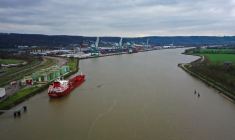 ( AFP / LOU BENOIST )