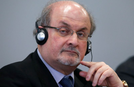 L'ÉTAT DE SANTÉ DE SALMAN RUSHDIE S'AMÉLIORE, SELON SON AGENT