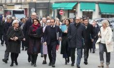 Le Premier ministre Sébastien Lecornu, au centre, et plusieurs membres de son gouvernement se rendent à l'Elysée à Paris, le 5 janvier 2026 ( POOL / Michel Euler )