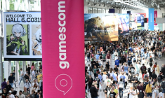 Des visiteurs au salon du jeu vidéo Gamescom, le 22 août 2024 à Cologne, en Allemagne ( AFP / Ina FASSBENDER )